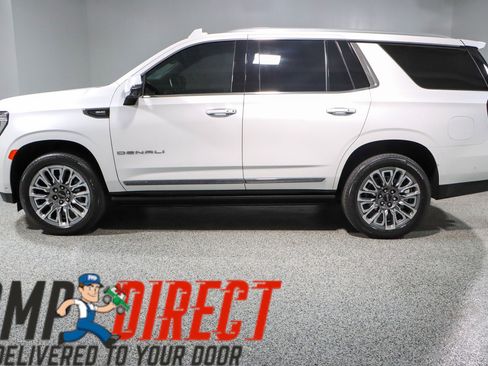 Used 2023 GMC Yukon Denali Ultimate image 10