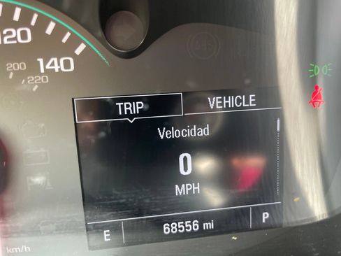 Used 2022 Chevrolet Trax LT AWD/4WD image 13