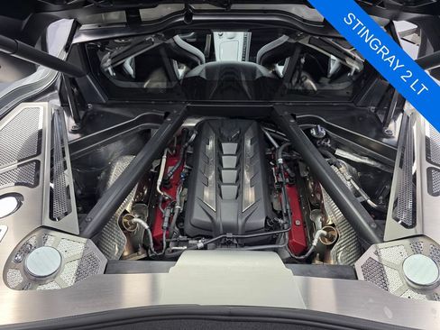Used 2022 Chevrolet Corvette Stingray Preferred Cpe w/ Z51 Performance Package RWD image 24
