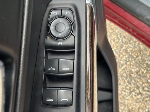 Used 2019 GMC Sierra 1500 SLE w/ SLE Value Package image 5