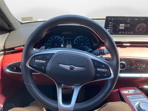 Used 2024 Genesis GV70 3.5T Sport w/ Sport Prestige Package image 13