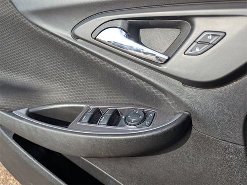 Used 2023 Chevrolet Malibu LT image 17