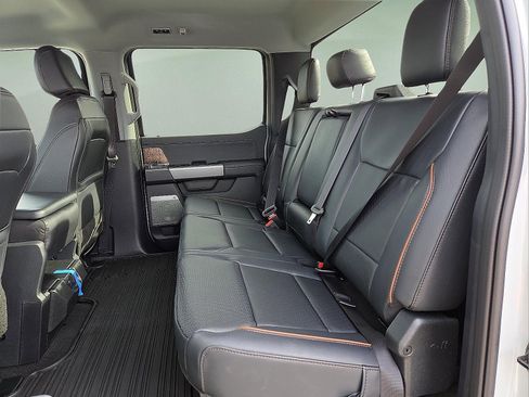 New 2026 Ford F250 Lariat w/ FX4 Off-Road Package image 10