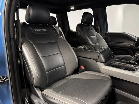 Used 2019 Ford F150 Raptor w/ Equipment Group 802A Luxury AWD/4WD image 24
