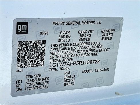 Used 2024 GMC Savana 2500 w/ Driver Convenience Package image 23