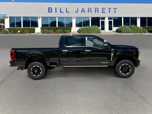 New 2026 Ford F350 Platinum w/ Platinum Plus Package AWD/4WD image 3