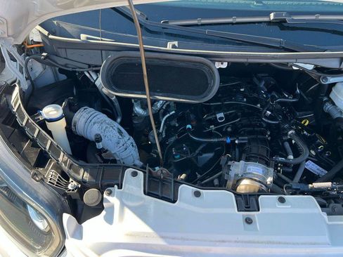 Used 2023 Ford Transit 350 XLT image 39