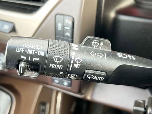 Used 2016 GMC Yukon Denali w/ Open Road Package image 25