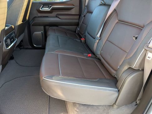 Used 2024 GMC Sierra 1500 Denali w/ Denali Reserve Package AWD/4WD image 26