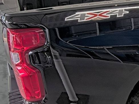 New 2026 Chevrolet Silverado 1500 Custom w/ Turbomax Blackout Package AWD/4WD image 15