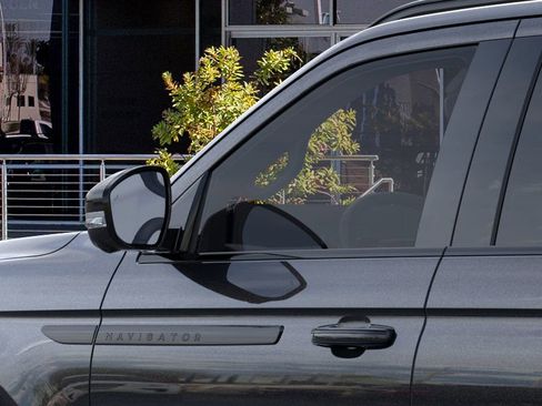 New 2026 Lincoln Navigator L Reserve w/ Jet Appearance Package image 19