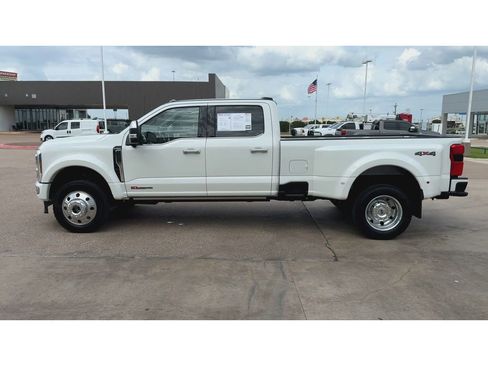 Used 2026 Ford F450 Platinum AWD/4WD image 5