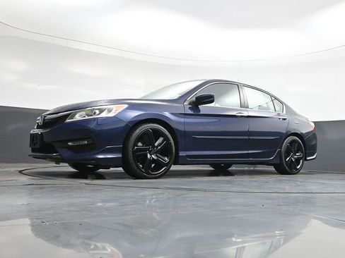 Used 2017 Honda Accord Sport Special Edition image 34