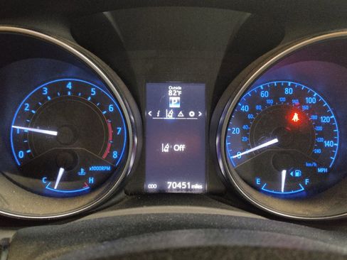 Used 2017 Toyota Corolla iM image 23