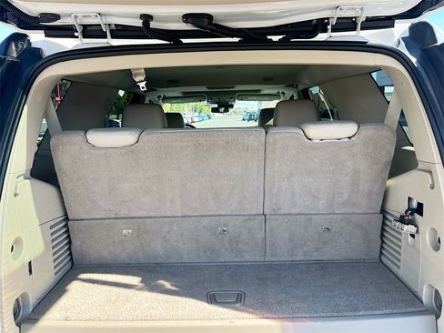 Used 2020 Cadillac Escalade Luxury image 28