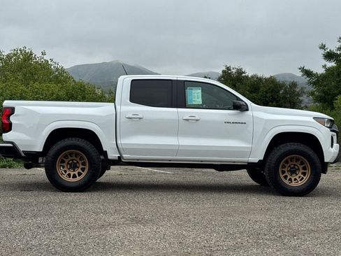 Used 2024 Chevrolet Colorado LT w/ LT Convenience Package II RWD image 3