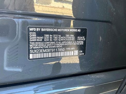 Used 2026 BMW X7 xDrive40i w/ Executive Package image 16