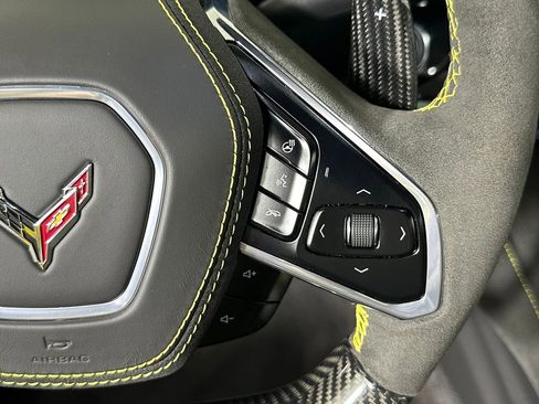 Used 2025 Chevrolet Corvette ZR1 w/ Stealth Interior Trim Package RWD image 22