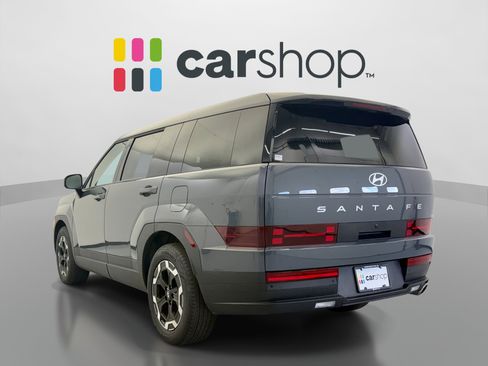 Used 2024 Hyundai Santa Fe SE AWD/4WD image 3