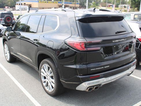 Used 2024 GMC Acadia Denali w/ Super Cruise Package AWD/4WD image 8