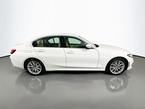 Certified 2024 BMW 330i Sedan w/ Premium Package image 4