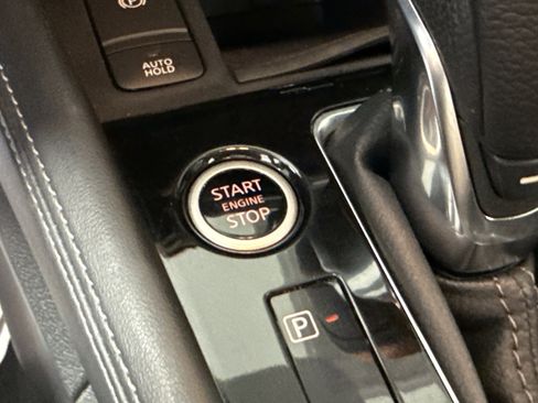 Used 2021 Nissan Kicks SR w/ Interior Electronics Package image 25