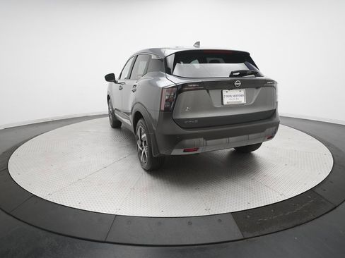 Certified 2025 Nissan Kicks SV image 33