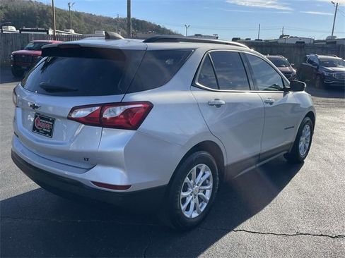 Certified 2018 Chevrolet Equinox LT w/ Sun & Infotainment Package image 4