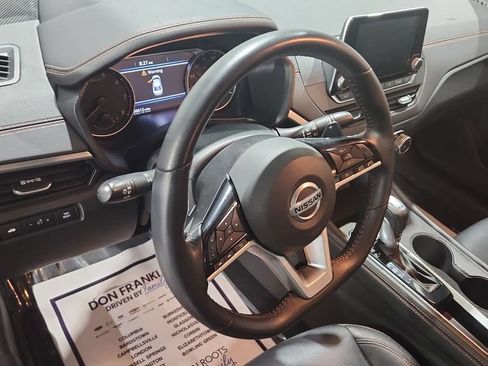 Used 2021 Nissan Altima 2.0 SR FWD image 18