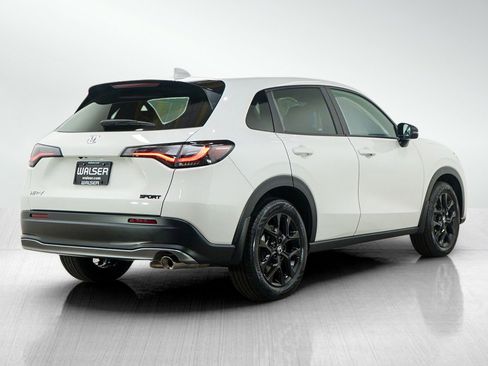 Used 2024 Honda HR-V Sport image 5