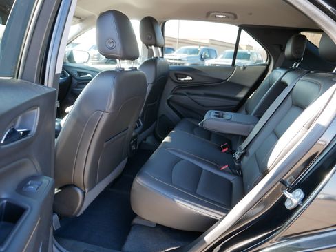 Used 2020 Chevrolet Equinox Premier image 36