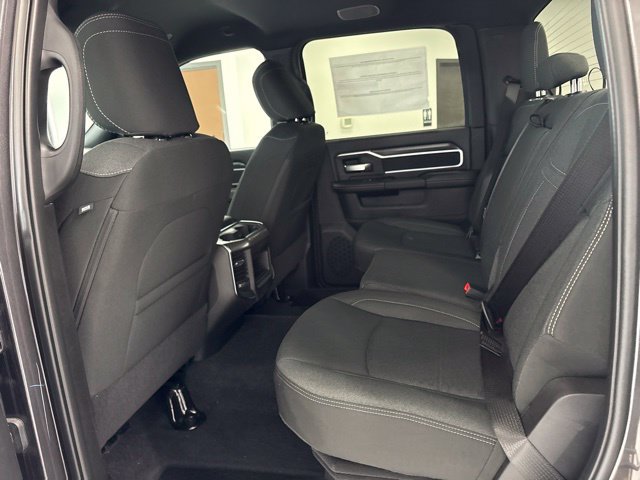 New 2026 RAM 3500 Big Horn AWD/4WD image 18