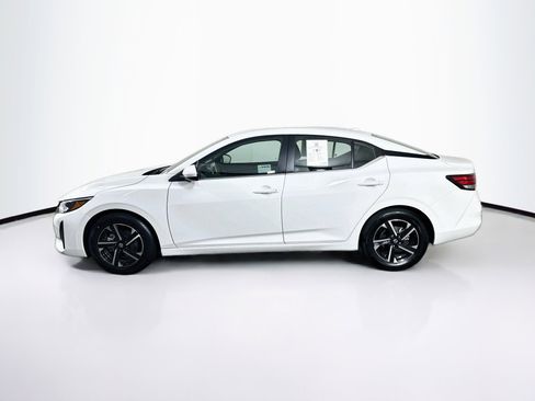 Used 2025 Nissan Sentra SV FWD image 4