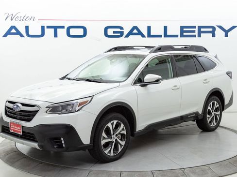 Used 2022 Subaru Outback Limited XT image 1