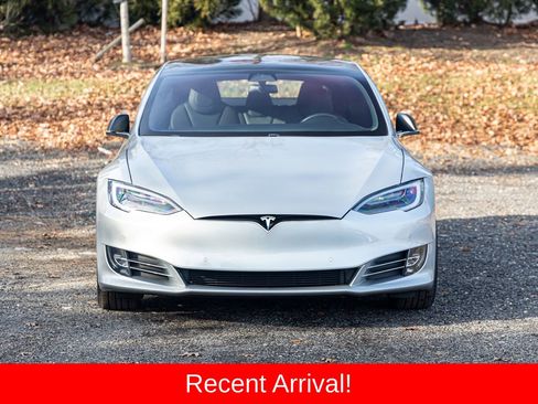 Used 2018 Tesla Model S 75D image 2