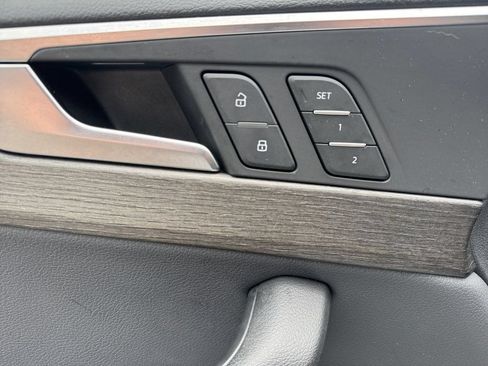 Used 2019 Audi A4 2.0T Premium w/ Convenience Package AWD/4WD image 16