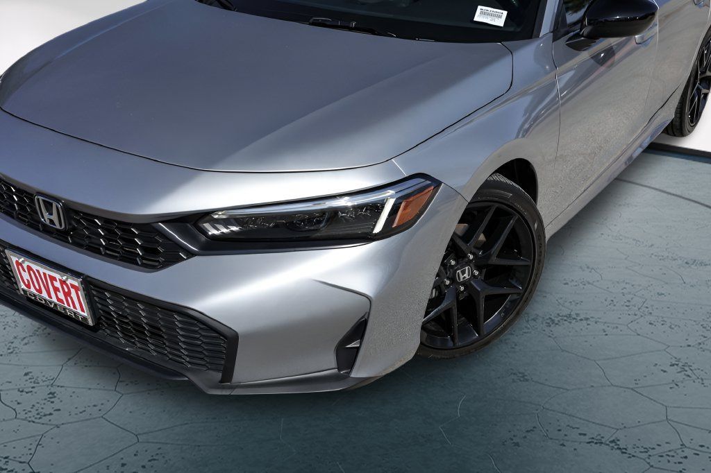 Used 2025 Honda Civic Sport image 3