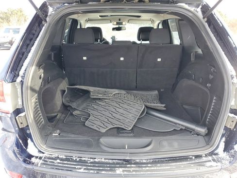 Used 2012 Jeep Grand Cherokee Laredo image 6