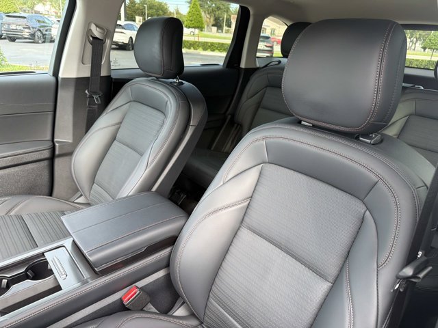 New 2026 Lincoln Nautilus Reserve AWD/4WD image 11