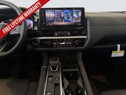 New 2026 Nissan Pathfinder SL w/ SL Premium Package FWD image 24