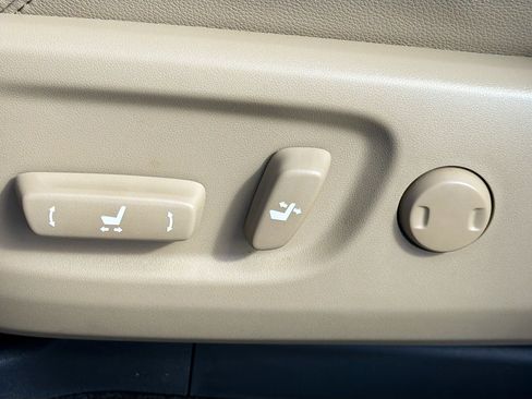 Used 2023 Toyota 4Runner SR5 Premium w/ Moonroof Package image 23