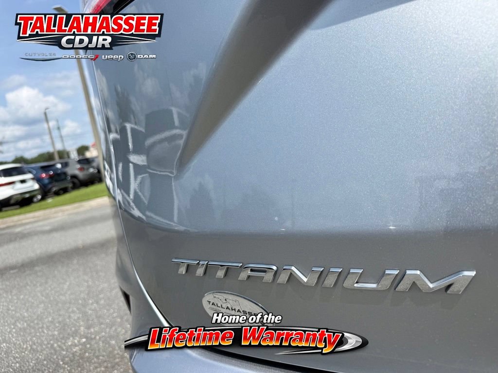 Used 2024 Ford Edge Titanium AWD/4WD image 8