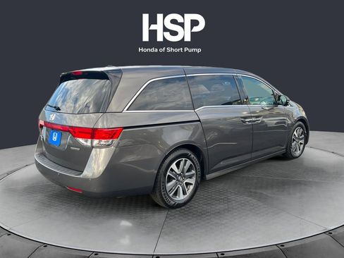Used 2016 Honda Odyssey Touring image 5
