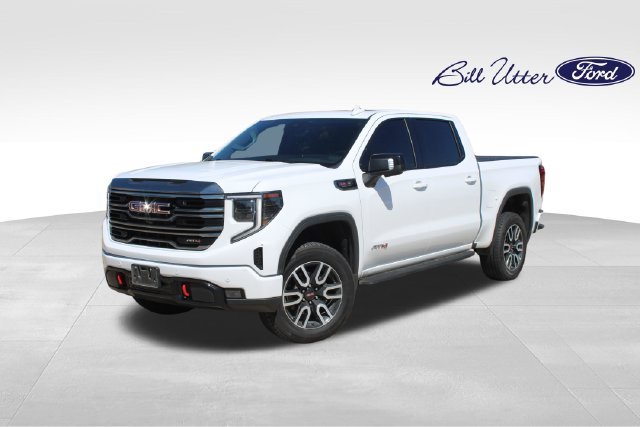 Used 2024 GMC Sierra 1500 AT4 w/ Technology Package AWD/4WD image 1