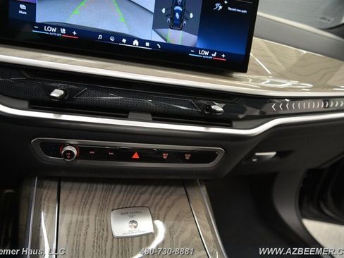 Used 2024 BMW ALPINA XB7 AWD/4WD image 38