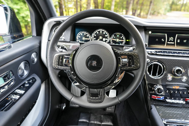 Used 2021 Rolls-Royce Cullinan Black Badge AWD/4WD image 81
