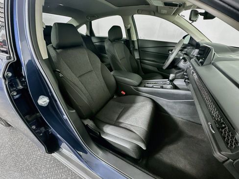 Used 2025 Honda Accord SE image 29