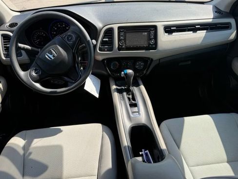 Used 2019 Honda HR-V LX image 15