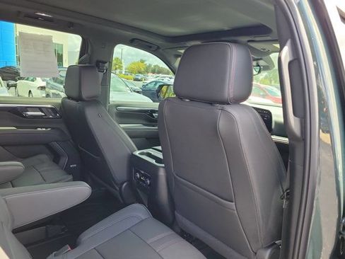 Used 2026 Chevrolet Tahoe RST w/ Advanced Technology Package AWD/4WD image 9