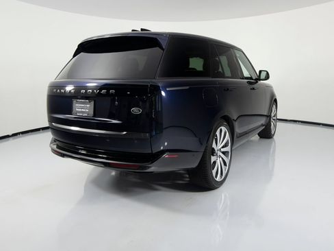 Used 2023 Land Rover Range Rover SE AWD/4WD image 10